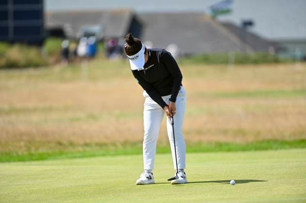 1st August 2025; Royal Porthcawl Golf Club, Porthcawl, Wales; AIG Womens Open Golf, Round 2; Miyu Yamashita putting on 18  AledxHopkins