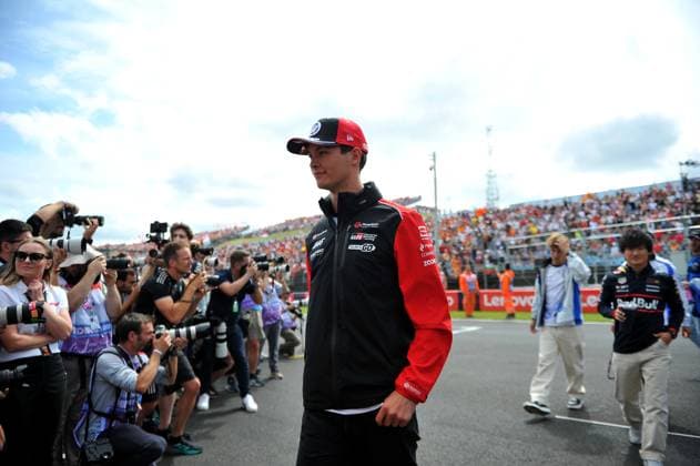 August 3, 2025, Budapest, Budapest, Hungary: Oliver Bearman, driver for Haas during the drivers parade before the Formula One Hungarian Grand Prix, held at the Hungaroring Budapest Hungary - ZUMAs291 20250803_zip_s291_006 Copyright: xBalintxSzentgallayx