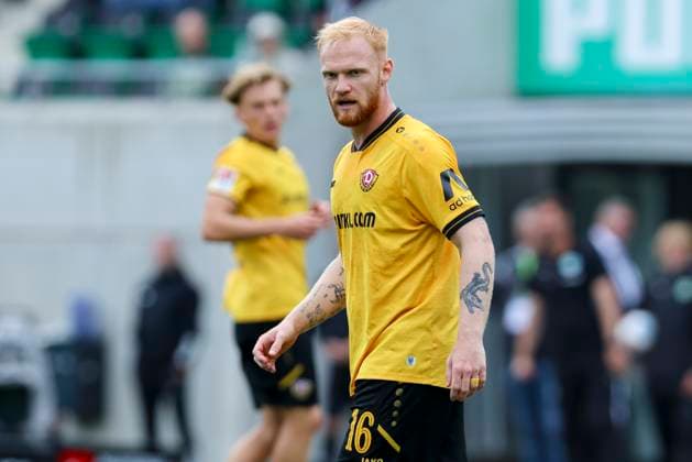Nils Froeling (Dynamo Dresden) schaut enttaeuscht, 2. Bundesliga, SpVgg Greuther Fürth v Dynamo Dresden, Sportpark Ronhof Thomas Sommer am 03. August 2025 in Fürth, Deutschland. (Foto von Marco Steinbrenner DeFodi Images) Nils Froeling (Dynamo Dresden) looks dejected, 2. Bundesliga, SpVgg Greuther Fürth v Dynamo Dresden, Sportpark Ronhof Thomas Sommer, August 3, 2025 in Fürth, Germany. (Photo by Marco Steinbrenner DeFodi Images) DFB DFL REGULATIONS PROHIBIT ANY USE OF PHOTOGRAPHS AS IMAGE SEQUENCES AND OR QUASI-VIDEO.