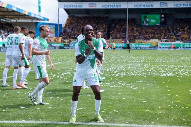 Jubel von Noel Futkeu 9 (Spvgg Greuther Fuerth) nach seinem Treffer zum 3:1, Spvgg Greuther Fuerth vs. SG Dynamo Dresden, DFL, 2. Bundesliga, Saison 2025 2026, Hinrunde, 1. Spieltag, 03.08.2025 DFB regulations prohibit any use of photographs as image sequences and or quasi-video Fuerth Bayern Deutschland