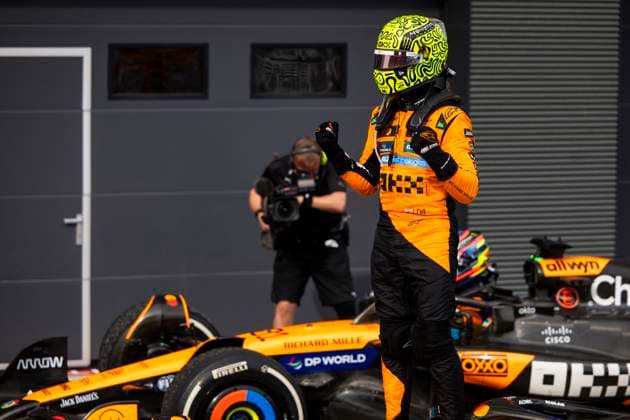 F1 - HUNGARIAN GRAND PRIX 2025 NORRIS Lando (gbr), McLaren F1 Team MCL39, portrait celebrating his win during the 2025 Formula 1 Lenovo Hungarian Grand Prix, 14th round of the 2025 FIA Formula One World Championship, WM, Weltmeisterschaft from August 1 to 3, 2025 on the Hungaroring, in Mogyorod, Hungary - MogyorodHungary  Copyright: xJulienxDelfossex