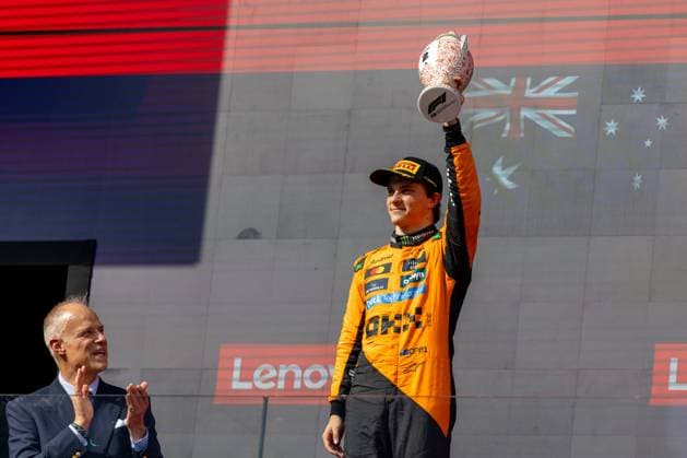 Oscar Piastri (McLaren Formula 1 Team, Australien 81), HUN, Formel 1 Weltmeisterschaft, Grand Prix von Ungarn, Hungaroring, Renntag, Rennen, Podium, Saison 2025, 03.08.2025 HUN, Formel 1 Weltmeisterschaft, Grand Prix von Ungarn, Hungaroring, Rennen, Podium, Saison 2025, 03.08.2025 Budapest Copyright: xEibner-Pressefoto MarcelxFischerx EP_MFI