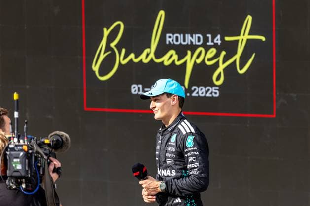 George Russell (Mercedes-AMG Petronas F1 Team, Großbritannien, 63), HUN, Formel 1 Weltmeisterschaft, Grand Prix von Ungarn, Hungaroring, Renntag, Rennen, Podium, Saison 2025, 03.08.2025 HUN, Formel 1 Weltmeisterschaft, Grand Prix von Ungarn, Hungaroring, Rennen, Podium, Saison 2025, 03.08.2025 Budapest Copyright: xEibner-Pressefoto MarcelxFischerx EP_MFI