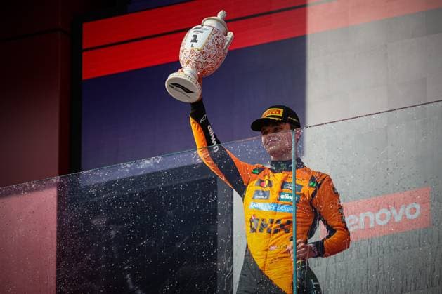 MOTORI - Formula 1 - Lenovo Hungarian Grand Prix 2025 04 Lando Norris, (GRB) McLaren Mercedes MCL39, during the Hungarian GP, Budapest 31 July-4 August 2025. Formula 1 World Championship, WM, Weltmeisterschaft 2025. Hungary Hungary  Copyright: xIPAxSport ABACAx