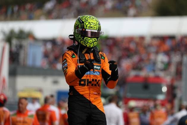 03.08.2025 Grand Prix von Ungarn v.l. Jubel, Freude über den Sieg Lando Norris (McLaren) Startnummer 04 (FIA REGULATIONS PROHIBIT ANY USE OF PHOTOGRAPHS as IMAGE SEQUENCES and or QUASI-VIDEO) Budapest