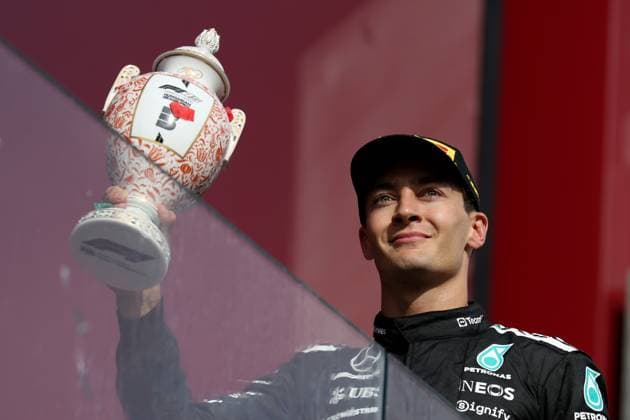 03.08.2025 Grand Prix von Ungarn v.l. George Russell (Mercedes AMG Petronas) Startnummer 63 Podium Siegerehrung (FIA REGULATIONS PROHIBIT ANY USE OF PHOTOGRAPHS as IMAGE SEQUENCES and or QUASI-VIDEO) Budapest