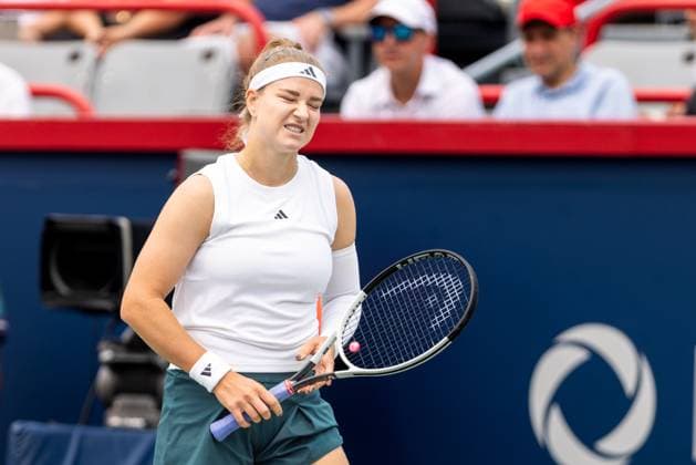 August 3, 2025, Montreal, Quebec, Canada: KAROLINA MUCHOVA (11) from Czech republic reaction in first set against Madison Keys (6) from USA in round of 16 at Canadian Open at IGA stadium in Montreal, Quebec, Canada on 2025-08-03 Montreal Canada - ZUMAl189 20250803_zsp_l189_019 Copyright: xYannickxLegarex
