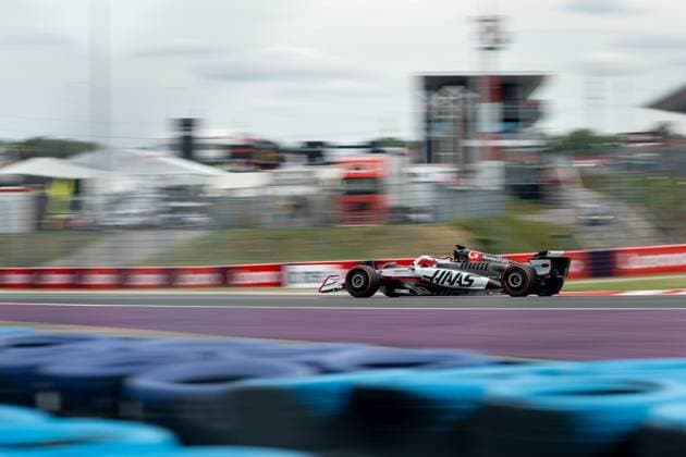 Esteban Ocon ( MoneyGram Haas F1 Team, Frankreich, 31) im VF-25, HUN, Formel 1 Weltmeisterschaft, Grand Prix von Ungarn, Hungaroring, Rennen, Saison 2025, 03.08.2025 HUN, Formel 1 Weltmeisterschaft, Grand Prix von Ungarn, Hungaroring, Rennen, Saison 2025, 03.08.2025 Budapest Copyright: xEibner-Pressefoto MarcelxFischerx EP_MFI