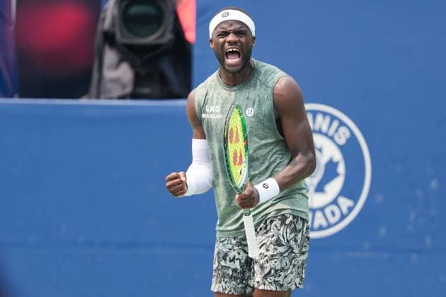 ATP, Tennis Herren Masters 1000 National Bank Open Toronto Presented by Rogers 2025 - Day 9 Frances Tiafoe of the United States of America celebrates to wins the second set against Alex De Minaur of Australia during the Men s Singles round of 16 match on day 9 of the ATP Masters 1000 National Bank Open at Sobeys Stadium. on August 3, 2025 in Toronto, Canada. (Photo by Leonardo Ramirez Eyepix Group) Copyright: xLeonardoxRamirezx xEyepixxGroupx LR-01082025-06822