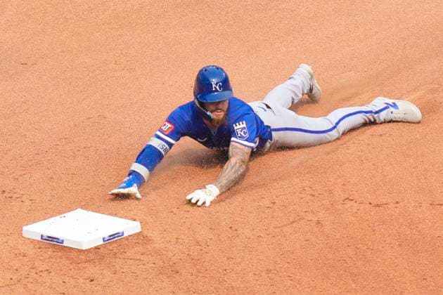 August 3, 2025, Toronto, On, CAN: Kansas City Royals Kyle Isbel (28) safely reaches second base after hitting a RBI double off Toronto Blue Jays pitcher Seranthony DomoÂ­nguez during tenth inning MLB, Baseball Herren, USA baseball action in Toronto on Sunday August 3, 2025. Kyle Isbel  - ZUMAc35_ 20250803_zaf_c35_104 Copyright: xChrisxYoungx