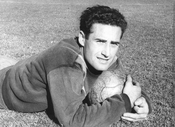 Fussball Deutschland U.B.z. Nationaltorwart Hans Tilkowski (Westfalia Herne) !ACHTUNG AUFNAHMEDATUM GESCHÄTZT! *** Football Germany u B Z National goalkeeper Hans Tilkowski Westfalia Herne ATTENTION date estimated !ACHTUNG AUFNAHMEDATUM GESCHÄTZT!