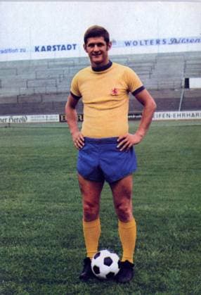 Fussball Deutschland B.z. Nationalspieler Max Lorenz Farbe -Archiv !ACHTUNG AUFNAHMEDATUM GESCHÄTZT!