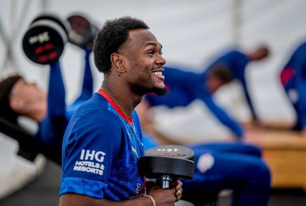 Leipzigs Lois Openda beim Fitnesstraining im Gym. Trainingslager RB Leipzig in Donaueschingen Aasen am 28. Juli 2025. Sportplatz SV Aasen, Donaueschingen. Trainingslager RB Leipzig