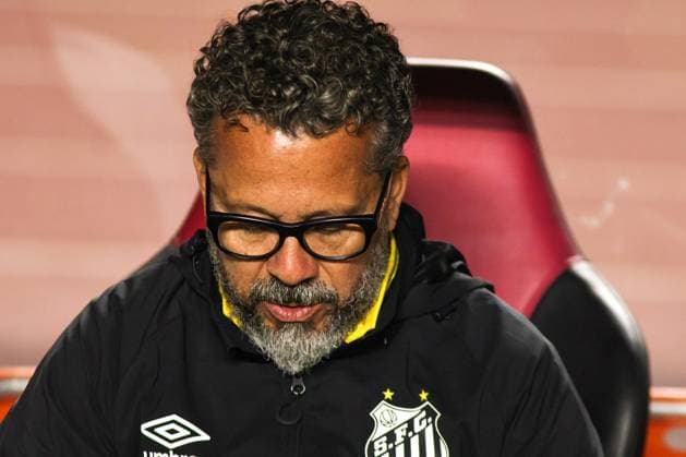 Santos x Juventude SaO PAULO, SP - 04.08.2025: SANTOS X JUVENTUDE - Coach Cleber Xavier during the match between Santos and Juventude valid for the 18th round of the 2025 Brazilian Championship held at Morumbis in Sao Paulo on Monday night (04). (Photo: Yuri Murakami Fotoarena) x2781231x  YurixMurakami