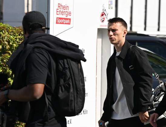 05.08.2025, xophax, Fussball 1.Bundesliga, 1.FC Koeln Vorbereitung Neuzugänge Medizincheck Kristoffer Lund , rechst nach seinem Medizincheck Am Geissbockheim Koeln