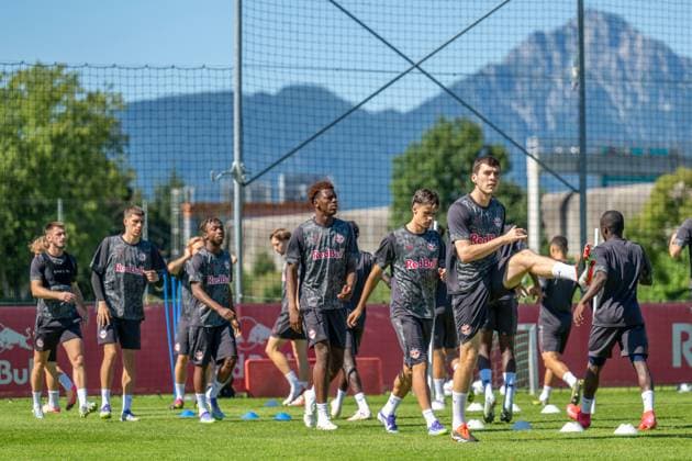 SOCCER - UEFA CL, RBS vs Brugge SALZBURG,AUSTRIA,05.AUG.25 - SOCCER - UEFA Champions League, qualification, Red Bull Salzburg vs Club Brugge, preview, training RBS. Image shows the team of Red Bull Salzburg (RBS).  GEPAxpictures xWolfgangxKofler