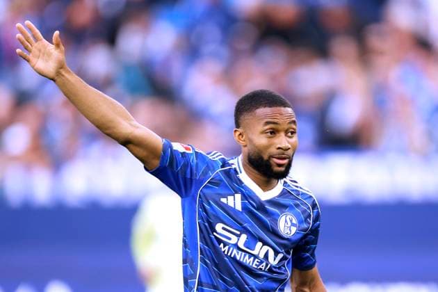 SYLLA Moussa Team FC Schalke 04 2. Bundesliga Saison 2025-2026 Spiel FC Schalke 04 - Hertha BSC Berlin 2 : 1 am 01.08.2025 in Gelsenkirchen DFL REGULATIONS PROHIBIT ANY USE OF PHOTOGRAPHS as IMAGE SEQUENCES and or QUASI-VIDEO Copyright: xLacixPerenyix