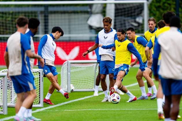 UEFA Champions League 2025-2026: training of Feyenoord Rotterdam - In-beom Hwang of Feyenoord, Goncalo Borges of Feyenoord, Anis Hadj Moussa of Feyenoord during the training of Feyenoord in preparation of the UEFA Champions League qualification duel against Fenerbahce SK at Trainingscomplex 1908 on 5 August 2025 in Rotterdam, The Netherlands. Copyright: xYannickxVerhoevenx