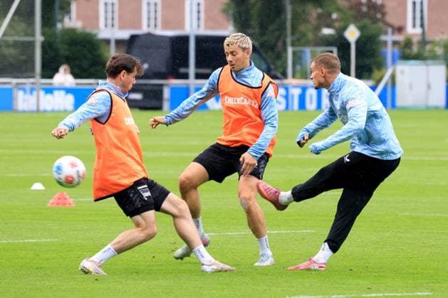 DEU, DFL, 2. FBL Hertha BSC, Training, 05.08.2025, Sportforum, Berlin, DEU, DFL, 2. FBL Hertha BSC, Training, im Bild Dawid Kownacki (Hertha BSC Berlin 9), Michael Cuisance (Hertha BSC Berlin 10) DFL - regulations prohibit any use of Photographs as image sequences and or quasi-video