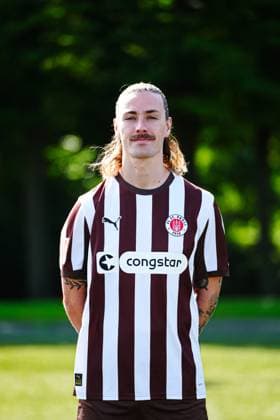 Jackson Irvine (FC St. Pauli, 07) GER, FC St. Pauli, Fussball, 1. Bundesliga, Portraettermin 2025 2026, 05.08.2025 GER, FC St. Pauli, Fussball, 1. Bundesliga, Portraettermin 2025 2026, 05.08.2025 Hamburg *** Jackson Irvine FC St Pauli, 07 GER, FC St Pauli, Football, 1 Bundesliga, Portraettermin 2025 2026, 05 08 2025 GER, FC St Pauli, Football, 1 Bundesliga, Portraettermin 2025 2026, 05 08 2025 Hamburg Copyright: xEibner-Pressefoto MarcelxvonxFehrnx EP_MFN