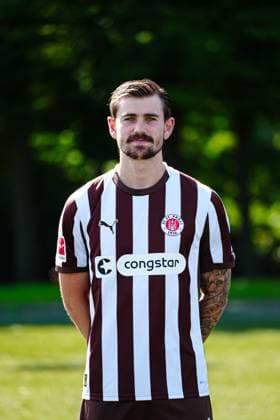 Connor Metcalfe (FC St. Pauli, 24) GER, FC St. Pauli, Fussball, 1. Bundesliga, Portraettermin 2025 2026, 05.08.2025 GER, FC St. Pauli, Fussball, 1. Bundesliga, Portraettermin 2025 2026, 05.08.2025 Hamburg *** Connor Metcalfe FC St Pauli, 24 GER, FC St Pauli, Football, 1 Bundesliga, Portraettermin 2025 2026, 05 08 2025 GER, FC St Pauli, Football, 1 Bundesliga, Portraettermin 2025 2026, 05 08 2025 Hamburg Copyright: xEibner-Pressefoto MarcelxvonxFehrnx EP_MFN