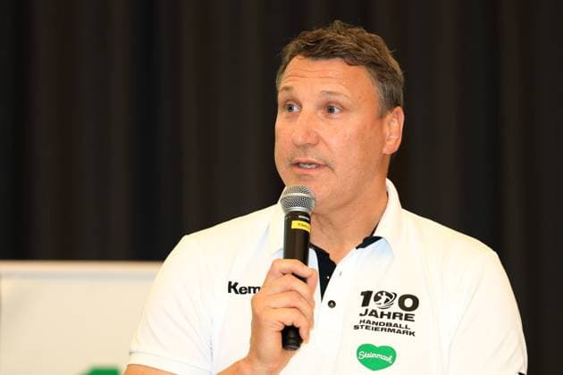 HANDBALL - HBL, Kiel, training camp GRAZ,AUSTRIA,05.AUG.25 - HANDBALL - HBL Handball-Bundesliga, THW Kiel, press conference, PK, Pressekonferenz Image shows Dietmar Peissl (STHV).  GEPAxpictures xMarioxBuehner-Weinrauch