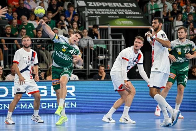 Luc Steins (Paris Saint-Germain), Elias Newel (FRISCH AUF! Goeppingen) und Emil Mellegaerd (Paris Saint-Germain) battle for the ball during the Handball Friendly match between Frisch Auf! Göppingen and Paris Saint-Germain at ratiopharm Arena on August 5, 2025 in Neu-Ulm, Germany. (Photo by Harry Langer DeFodi Images)