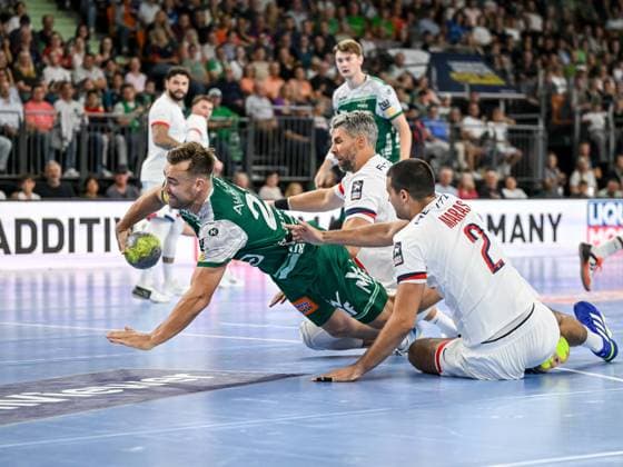 Luka Karabatic (Paris Saint-Germain), Ludvig Jurmala Astroem (FRISCH AUF! Goeppingen) und Mateo Maras (Paris Saint-Germain) battle for the ball during the Handball Friendly match between Frisch Auf! Göppingen and Paris Saint-Germain at ratiopharm Arena on August 5, 2025 in Neu-Ulm, Germany. (Photo by Harry Langer DeFodi Images)