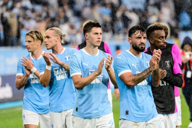 250805 Jens Stryger Larsen, Arnor Sigurdsson, Lasse Berg Johnsen, Sead Haksabanovic and Taha Ali of Malmö FF after the UEFA Champions League qualifier football match between Malmö FF and FC Copenhagen on August 5, 2025 in Malmö. Photo: Christian Örnberg BILDBYRAN COP 166 CS0745 fotboll football soccer fotball uefa champions league champions league malmö ff fc copenhagen bbeng Copyright: CHRISTIANxÖRNBERG BB250805CO081