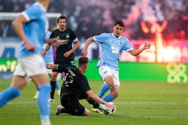 Malmo FF v FC Copenhagen, UEFA Champions League qualification, Malmoe, Sweden Malmo, Sweden. 05th, August 2025. Kenan Busuladzic (40) of Malmo FF seen during the UEFA Champions League qualification match between Malmo FF and FC Copenhagen at Eleda Stadion in Malmo.  Copyright: xGonzalesxPhoto TobiasxJorgensenx