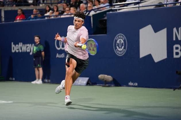 National Bank Open 2025 - Day 11 TORONTO, CANADA - AUGUST 5 : Ben Shelton of the United States in action against Alex de Minaur of Australia during the men’s singles quarterfinals on day eleven of the 2025 National Bank Open at Sobeys Stadium in Toronto, Ontario, Canada on August 5, 2025. Mert Alper Dervis Anadolu Ontario Canada. Editorial use only. Please get in touch for any other usage.  Copyright: x2025xAnadoluxMertxAlperxDervisx