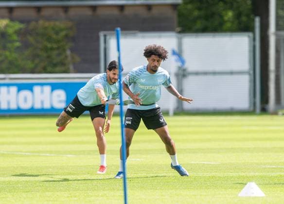 Fussball, Herren, Saison 2025 26, 2. Bundesliga, Hertha BSC, Training, v.l. Kevin Sessa (Hertha BSC), Jeremy Dudziak (Hertha BSC), 06.08. 2025,