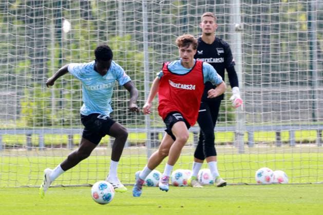 DEU, DFL, 2. FBL Hertha BSC, Training, 06.08.2025, Sportforum, Berlin, DEU, DFL, 2. FBL Hertha BSC, Training, im Bild Boris Lum (Hertha BSC Berlin 21), Maurice Krattenmacher (Hertha BSC Berlin 14) DFL - regulations prohibit any use of Photographs as image sequences and or quasi-video