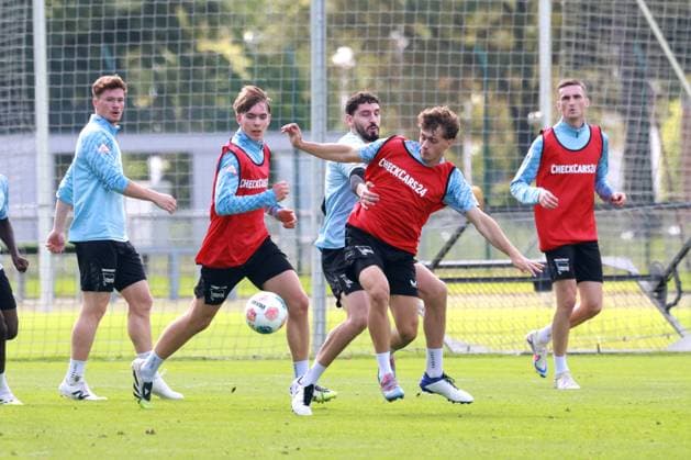 DEU, DFL, 2. FBL Hertha BSC, Training, 06.08.2025, Sportforum, Berlin, DEU, DFL, 2. FBL Hertha BSC, Training, im Bild Maurice Krattenmacher (Hertha BSC Berlin 14), Agust’n Rogel (Hertha BSC Berlin 3) DFL - regulations prohibit any use of Photographs as image sequences and or quasi-video