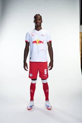 Achtung: Redaktionelle Nutzung honorarfrei - Attention: Free of charge for editorial use - Ezechiel Banzuzi (RB Leipzig)