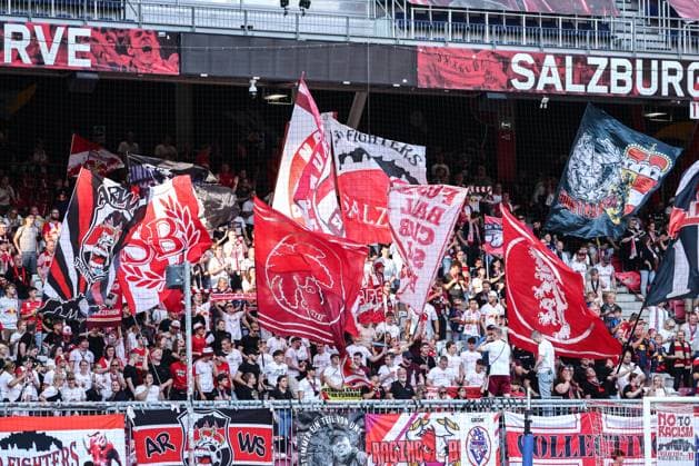 SOCCER - UEFA CL, RBS vs Brugge SALZBURG,AUSTRIA,06.AUG.25 - SOCCER - UEFA Champions League, qualification, Red Bull Salzburg vs Club Brugge. Image shows supporters of RBS.  GEPAxpictures xDavidxGeieregger