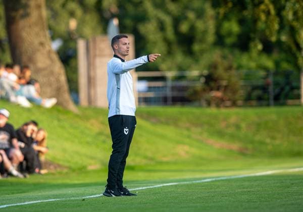 Fussball, Frauen, Saison 2025 26, Testspiel, Hertha BSC - FC Viktoria 1889 Berlin, Trainer Miren Catovic (Viktoria), 06.08. 2025, Copyright: xSebastianxRäppold MatthiasxKochx