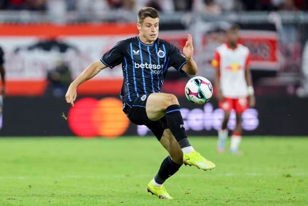 Nicolo Tresoldi (Club Brugge) kontrolliert den Ball, UEFA Champions League Third Qualifying Round First Leg, RB Salzburg v Club Bruegge, Stadion Salzburg am 06. August 2025 in Salzburg, Österreich. (Foto von Marco Steinbrenner DeFodi Images) Nicolo Tresoldi (Club Brugge) controls the ball, UEFA Champions League Third Qualifying Round First Leg, RB Salzburg v Club Bruegge, Stadion Salzburg, August 6, 2025 in Salzburg, Austria. (Photo by Marco Steinbrenner DeFodi Images)