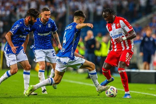POZNAN 06.08.2025 MECZ III RUNDA ELIMINACYJNA LIGA MISTRZOW SEZON 2025 26: LECH POZNAN - FK CRVENA ZVEZDA BELGRAD --- UEFA CHAMPIONS LEAGUE THIRD QUALIFYING ROUND MATCH: LECH POZNAN - FK CRVENA ZVEZDA BELGRAD NZ CHERIF NDIAYE JOAO MOUTINHO FILIP JAGIELLO ALI GHOLIZADEH FOT. PATRYK PINDRAL 400MM.PL NEWSPIX.PL --- newspix.pl 