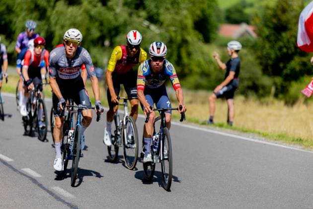 Tour Of Poland - Stage 3 The peloton rides during Stage 3 of the Tour of Poland from Walbrzych to the Sowie Mountains in Wroclaw, Poland, on August 6, 2025. Walbrzych Poland  Copyright: xMateuszxBireckix originalFilename:birecki-tourofpo250806_npkML.jpg
