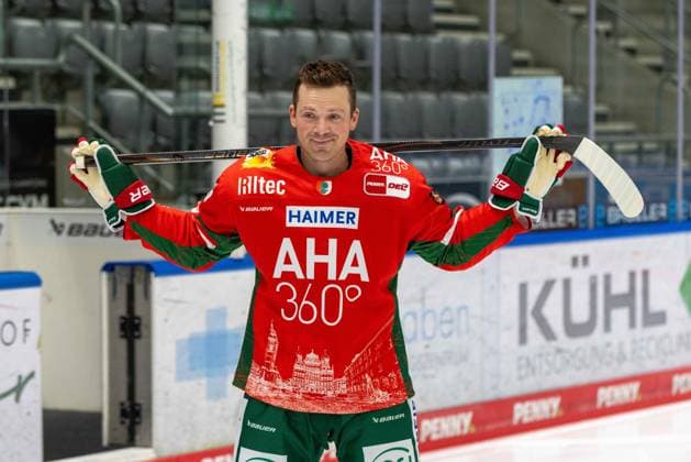 Cody Kunyk 20 (Augsburger Panther), Mannschafts und Portraitbilder, Augsburger Panther, Saison 2025 2026, Eishockey, Penny-DEL, 06.08.2025 Augsburg Bayern Deutschland