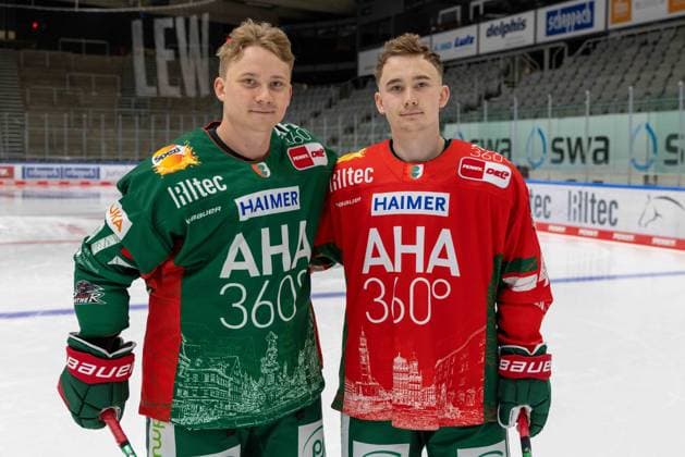 Brueder, Florian Elias 67 (Augsburger Panther) und Moritz Elias 46 (Augsburger Panther), Mannschafts und Portraitbilder, Augsburger Panther, Saison 2025 2026, Eishockey, Penny-DEL, 06.08.2025 Augsburg Bayern Deutschland