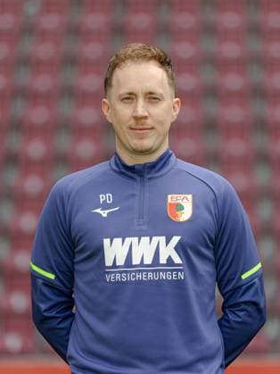 Philipp Dolla; FC Augsburg 1907; 1. BL, Porträttermin 2025 2026,