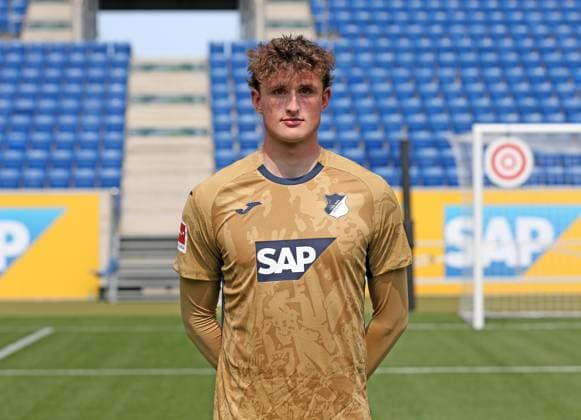 Lukas Petersson (Hoffenheim) . TSG 1899 Hoffenheim Porträttermin 2025 2026 . Sinsheim, GER, 06.08.2025 ,Fussball 3. Liga 2025 2026 .