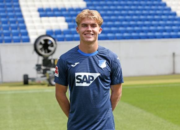 Hennes Behrens (TSG 1899 Hoffenheim ) . TSG 1899 Hoffenheim Porträttermin 2025 2026 . Sinsheim, GER, 06.08.2025 ,Fussball 3. Liga 2025 2026 .