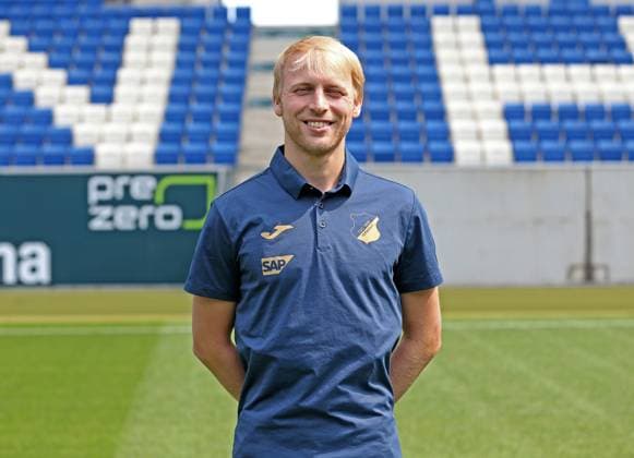 Analyst Niklas Hagenhoff (TSG 1899 Hoffenheim ) . TSG 1899 Hoffenheim Porträttermin 2025 2026 . Sinsheim, GER, 06.08.2025 ,Fussball 3. Liga 2025 2026 .