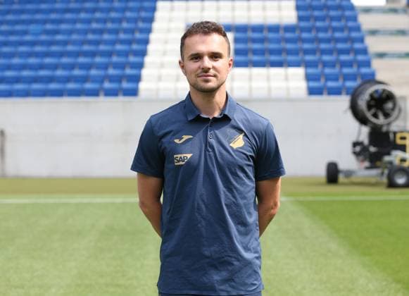 Teammanager Daniel Uthmann (TSG 1899 Hoffenheim ) . TSG 1899 Hoffenheim Porträttermin 2025 2026 . Sinsheim, GER, 06.08.2025 ,Fussball 3. Liga 2025 2026 .