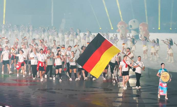(250807) -- CHENGDU, Aug. 7, 2025 -- Members of the delegation of Germany arrive for the opening ceremony of the World Games 2025 in Chengdu, southwest China s Sichuan Province, on Aug. 7, 2025. ) (SP)CHINA-CHENGDU-THE WORLD GAMES 2025-OPENING CEREMONY (CN) JiangxKehong 