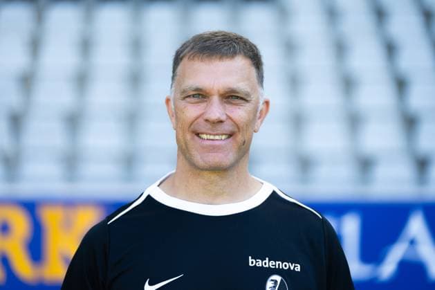 SC Freiburg Frauen, Media Day, 07.08.2025 André Milinowski (SC Freiburg, Sportlicher Leiter) SC Freiburg Frauen, Media Day, Dreisamstadion, 07.08.2025 DFB DFL REGULATIONS PROHIBIT ANY USE OF PHOTOGRAPHS AS IMAGE SEQUENCES AND OR QUASI-VIDEO. Copyright: xBEAUTIFULxSPORTS Boscox