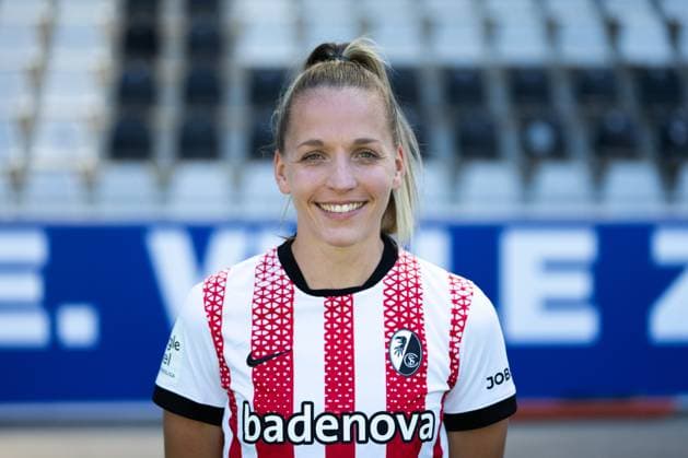 SC Freiburg Frauen, Media Day, 07.08.2025 Lisa Karl (SC Freiburg, 2) SC Freiburg Frauen, Media Day, Dreisamstadion, 07.08.2025 DFB DFL REGULATIONS PROHIBIT ANY USE OF PHOTOGRAPHS AS IMAGE SEQUENCES AND OR QUASI-VIDEO. Copyright: xBEAUTIFULxSPORTS Boscox